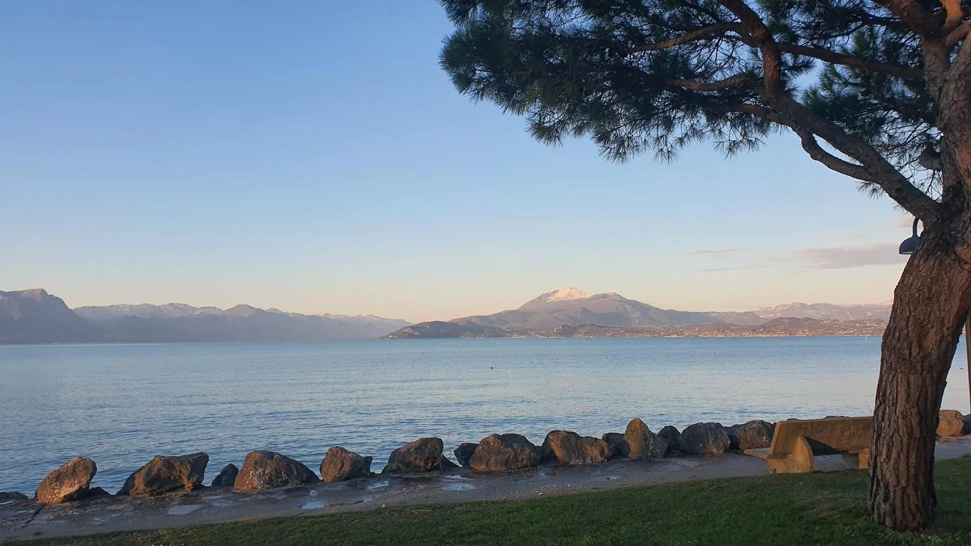 Villa Lago 5 Sirmione Italy
